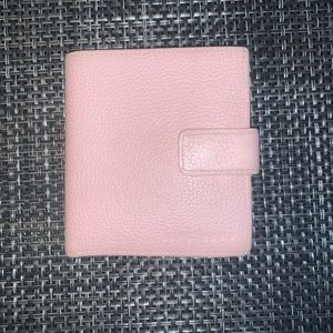 'Le Foulonne' Pebbled Leather Wallet
LONGCHAMP